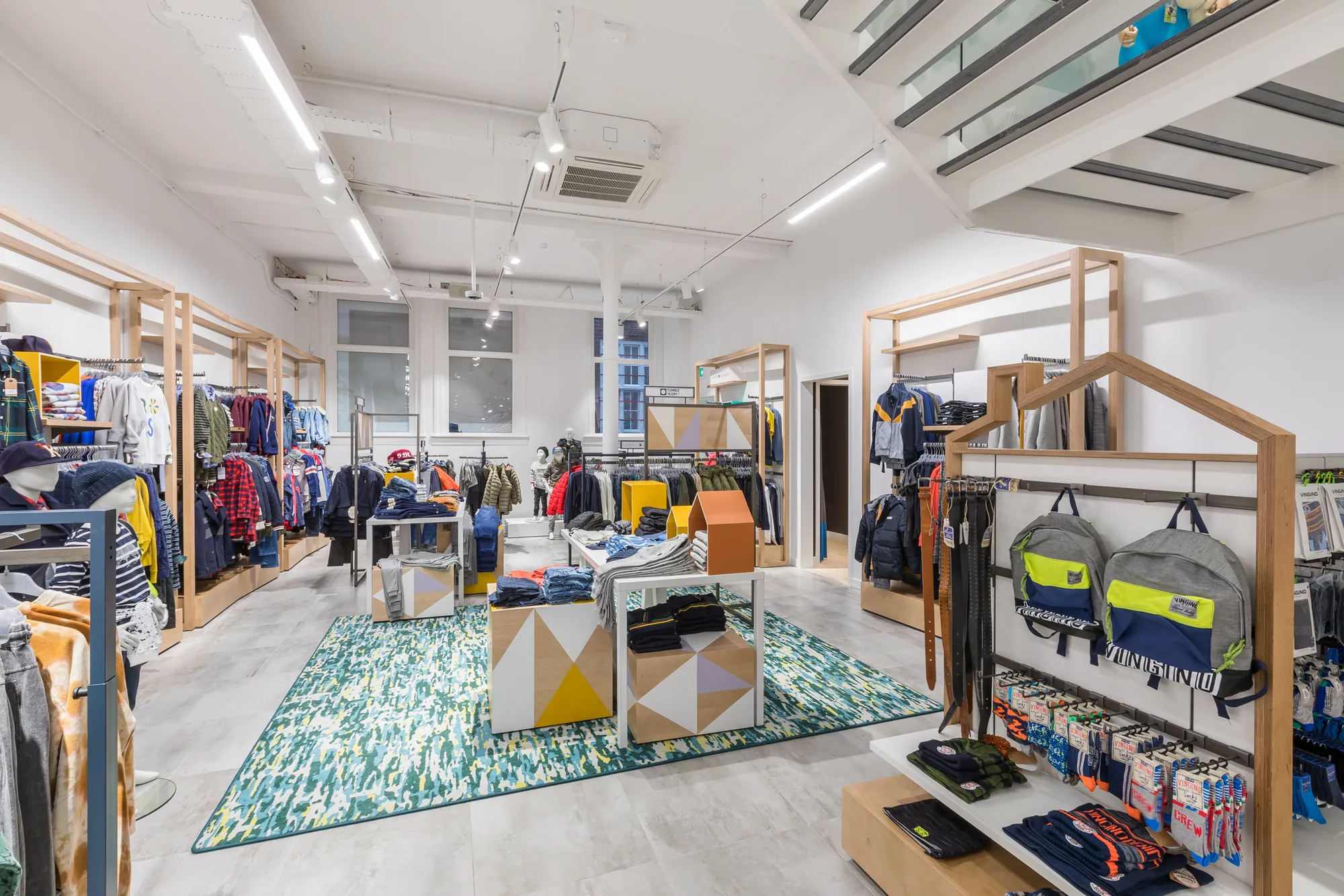 Hudson Bay Kids i.o.v. Phenster Agency