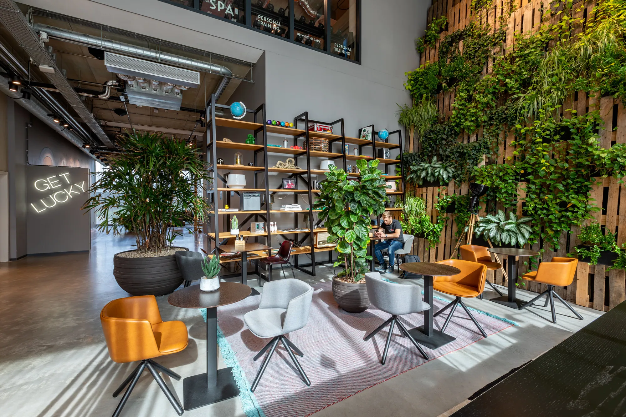 Moxy Houthavens Brique Architecten