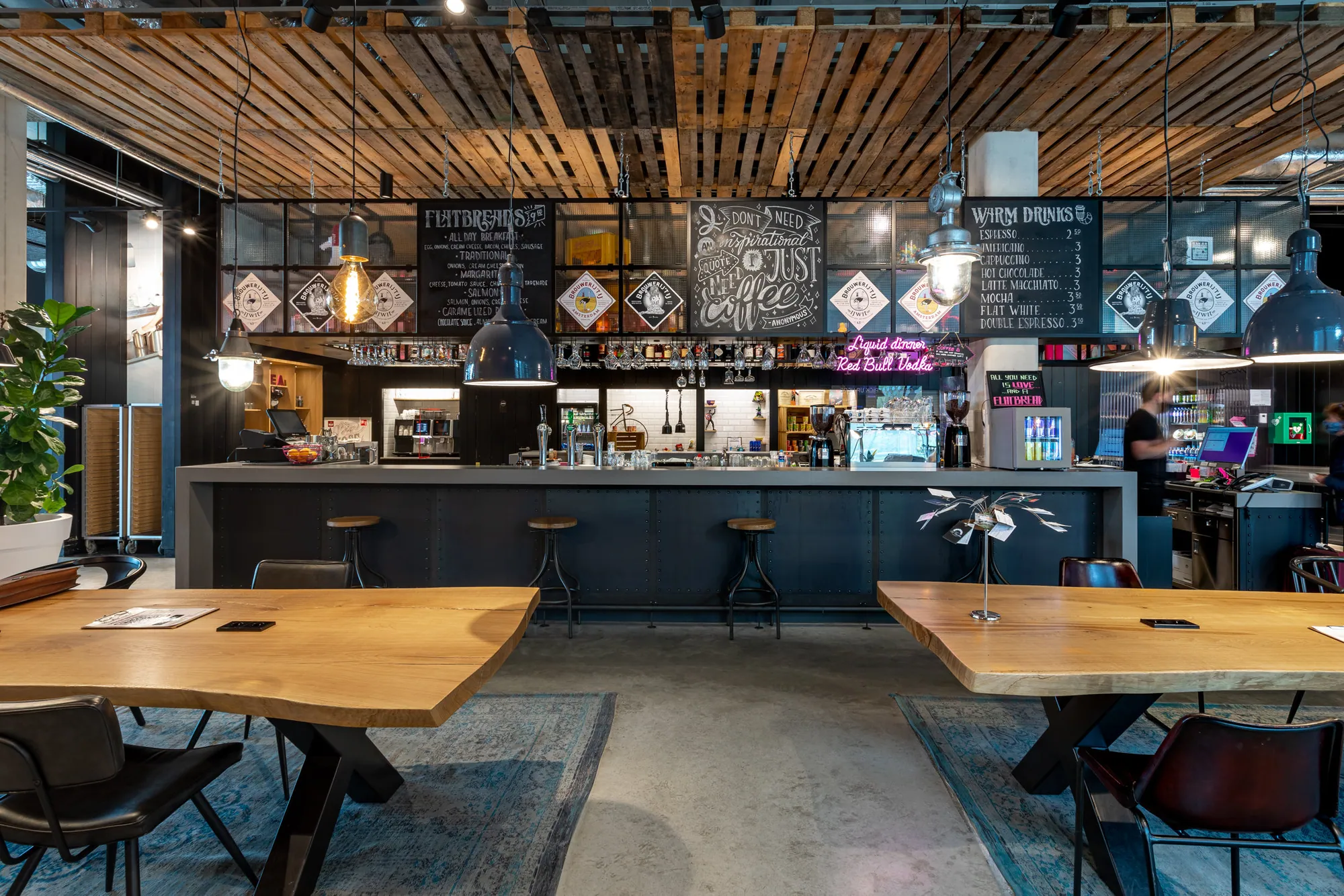 Moxy Houthavens Brique Architecten