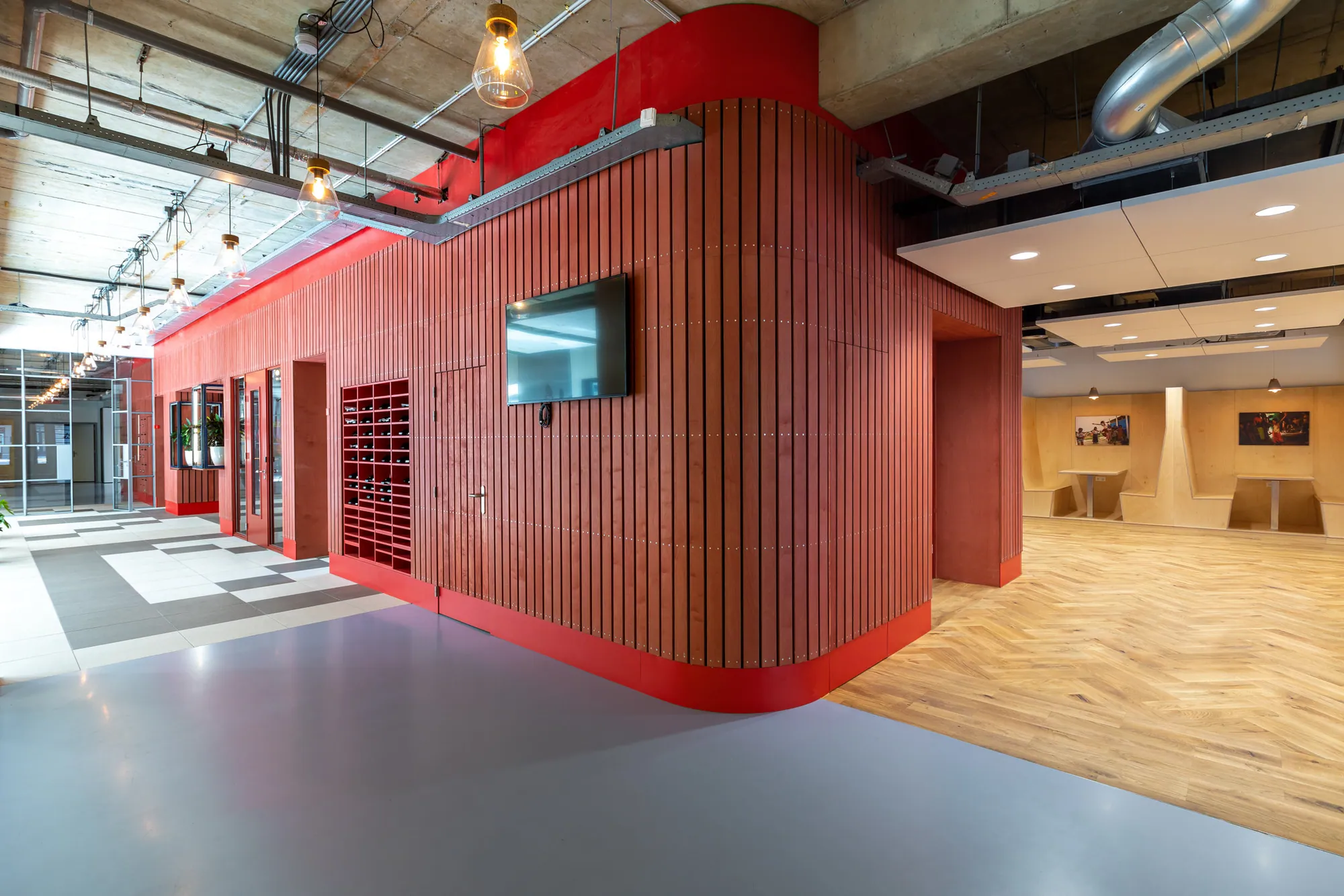 iov Studio Valkenier, Wendy Rommers en KP Interieur
