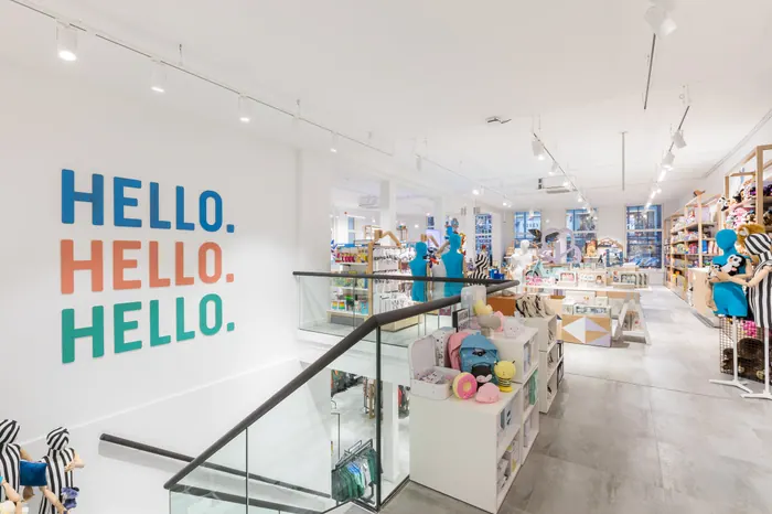 Hudson Bay - kids Amsterdam — retailfotografie door Isabel Nabuurs