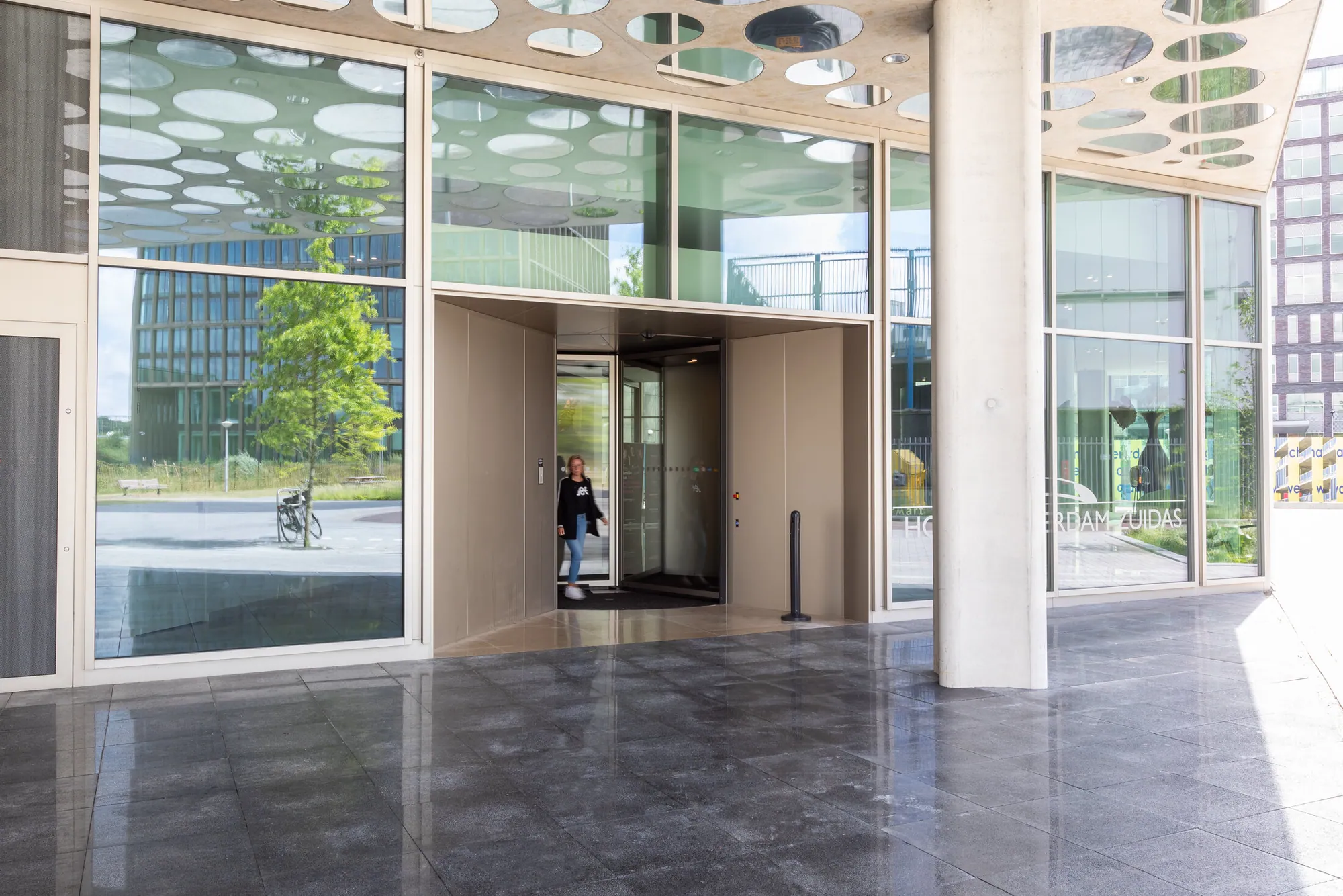 Boon Edam bv - Van der Valk zuid-as