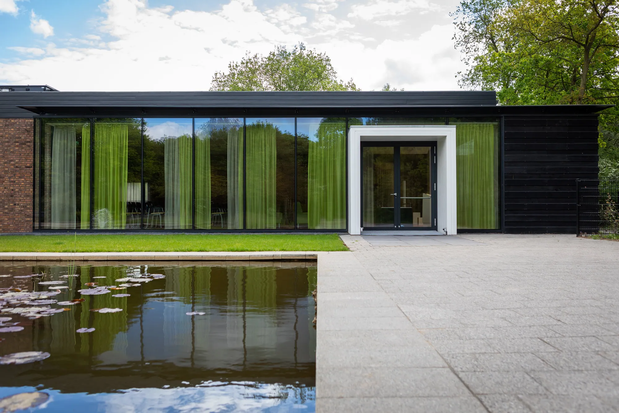 Uitvaartcentrum Duinrust - Collo Architecten