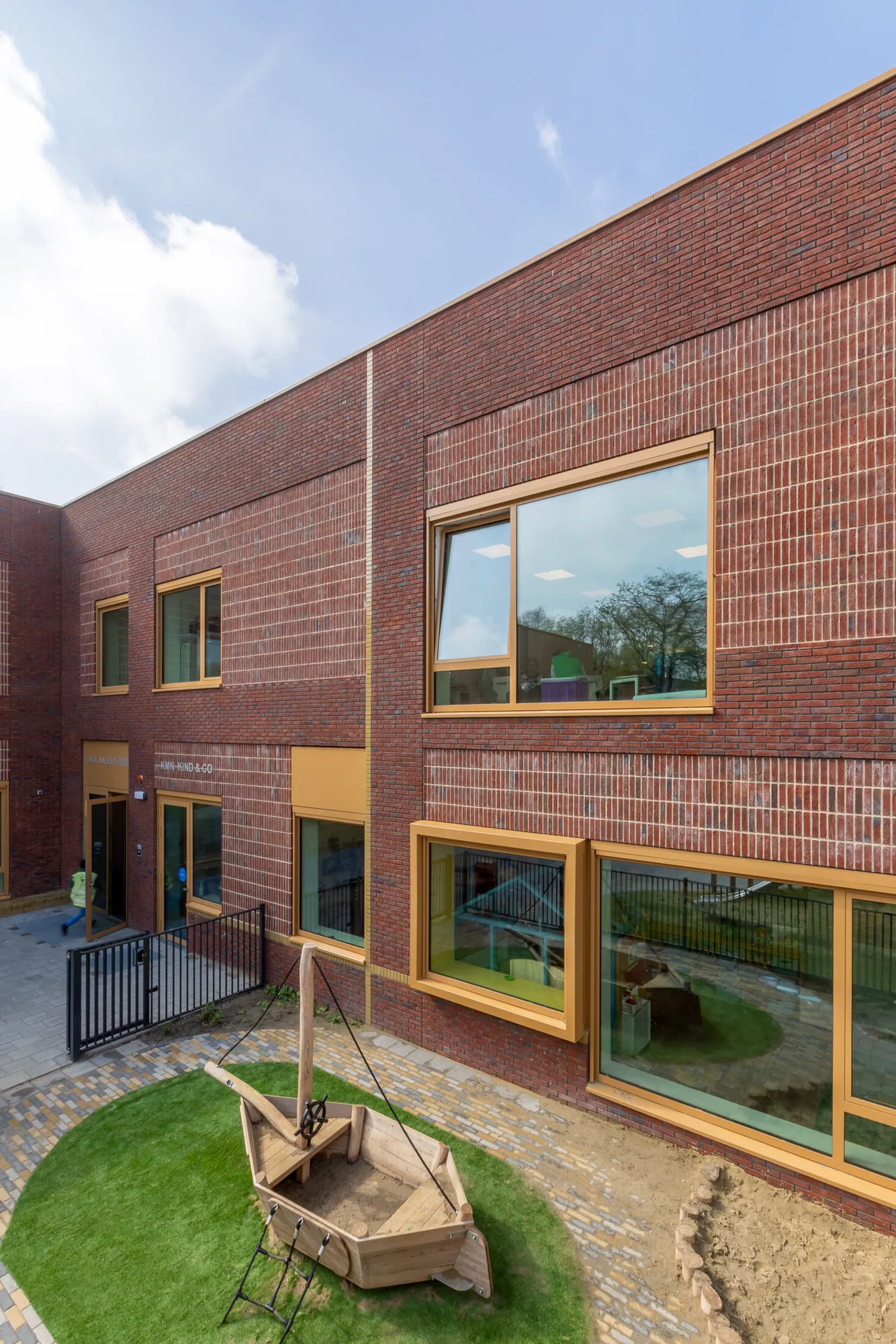 Brique Architecten - Jules Verne Basisschool Utrecht