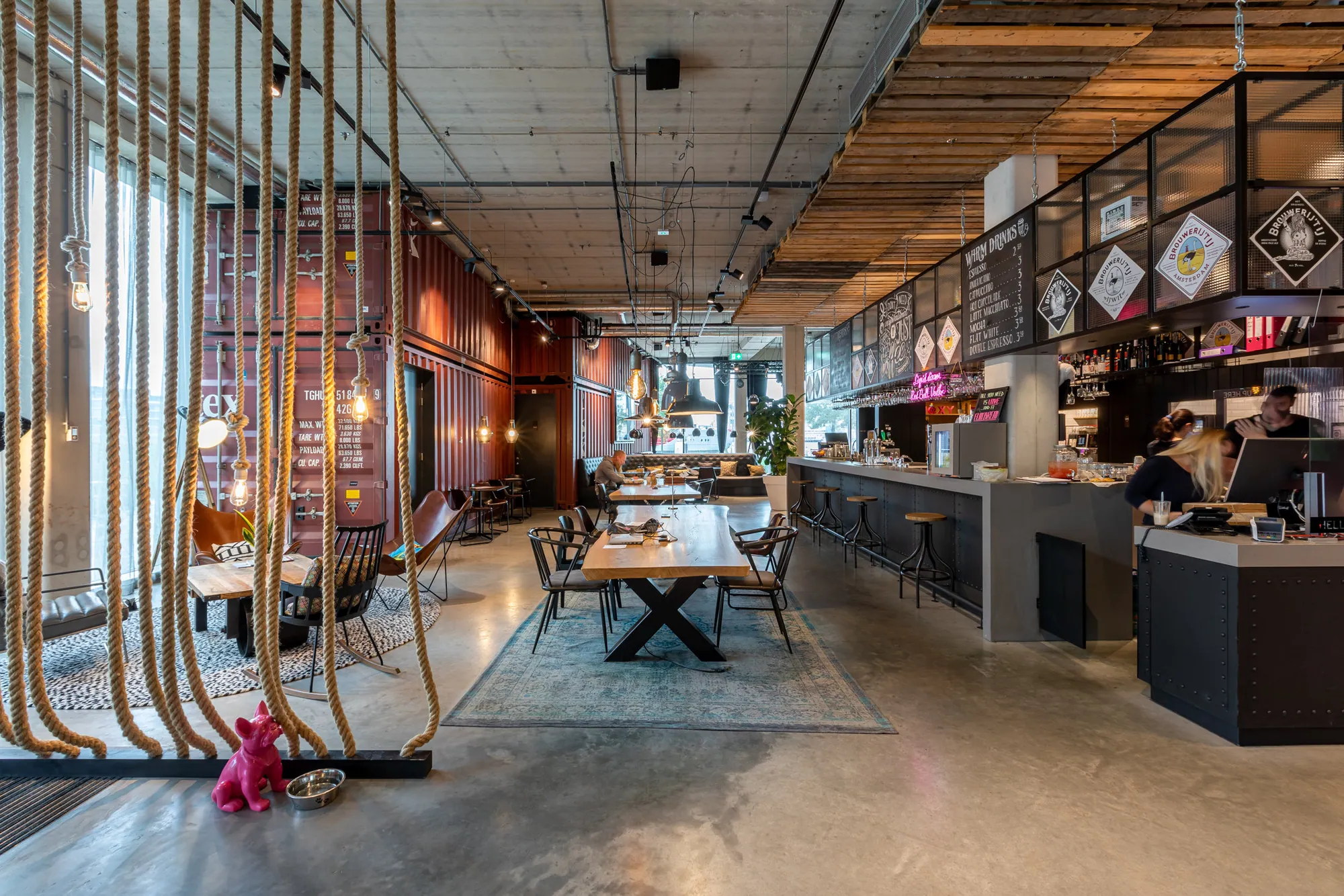 Moxy Houthavens Brique Architecten