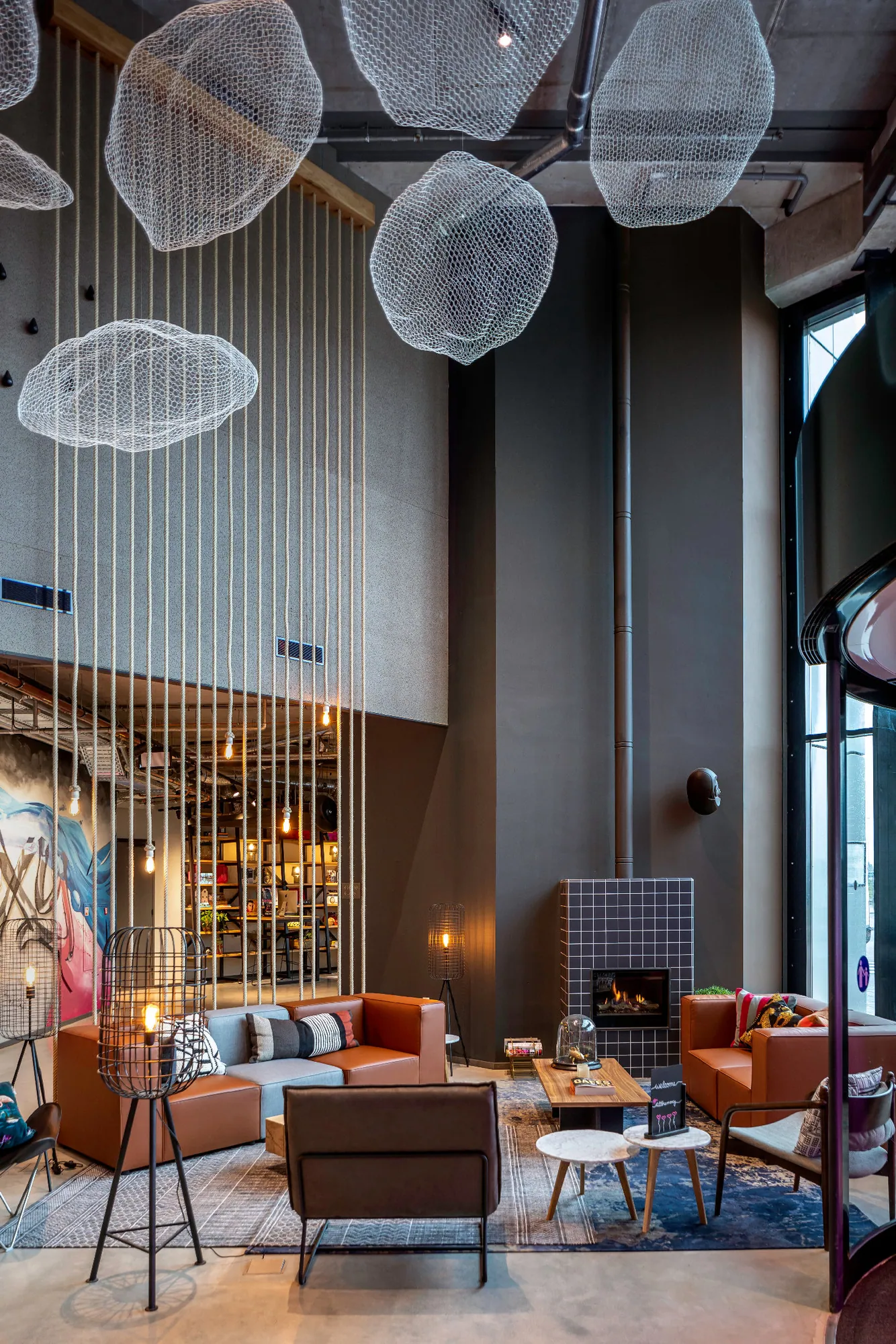 Moxy Hotel Hoofddorp - Brique Architecten