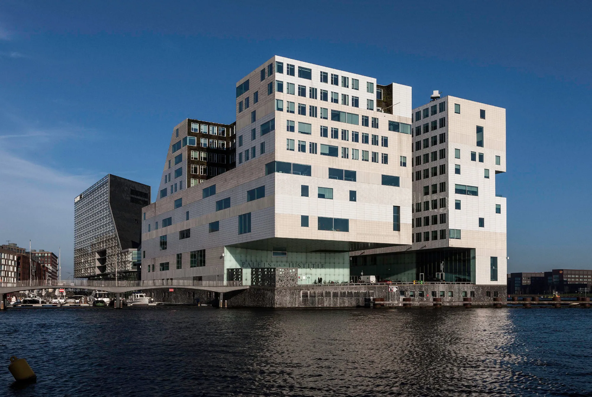 Paleis van Justitie,  Amsterdam - Claus en Caan