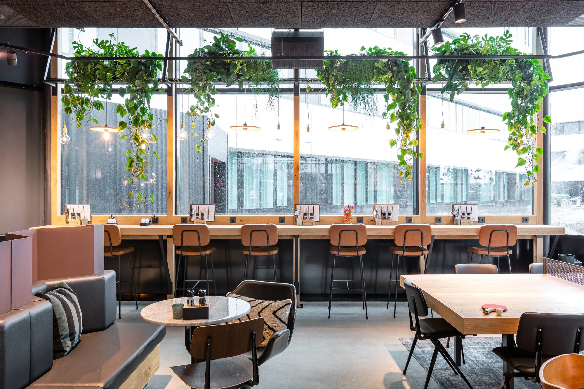 Moxy Hotel Hoofddorp - Brique Architecten
